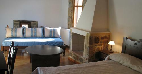 Hostal Metohi House