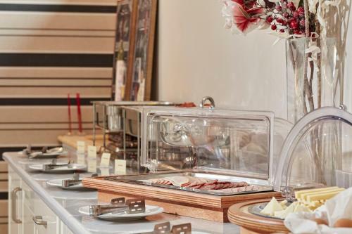 Hotel Nefeles Luxury Residences & Lounge