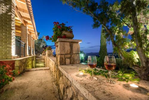Aelia Villa