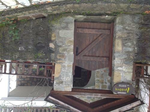 Hostal Guesthouse Ariadni