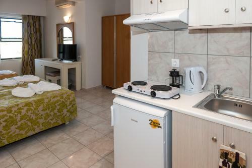 Hotel Muses Studios