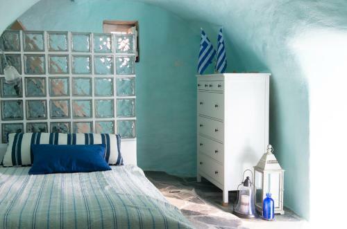 Painter's Country House