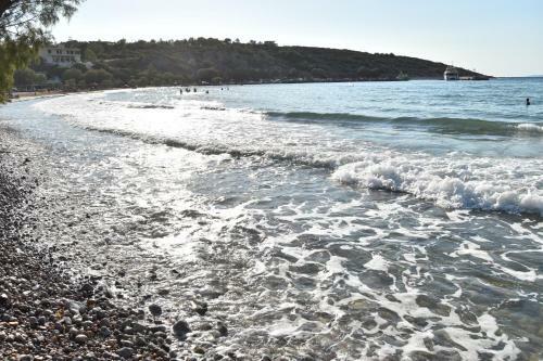 Hostal Medousa Rooms To Let