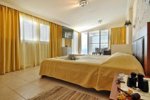 Apartamento Golden Fox Studios And Suites