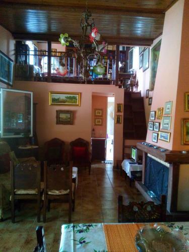 Agroturismo Beautiful Cottage With A Rose Garden