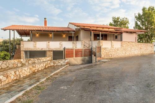 Anemos House