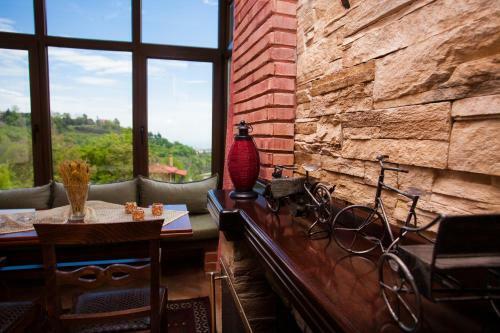 Hostal Militsa Guesthouse