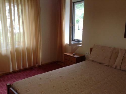 Hostal Guesthouse Lamprini