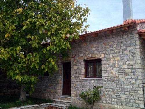 Oreini Nafpaktia Houses
