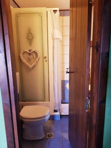 Hostal Feggaropetra Inn Magic Mountain House