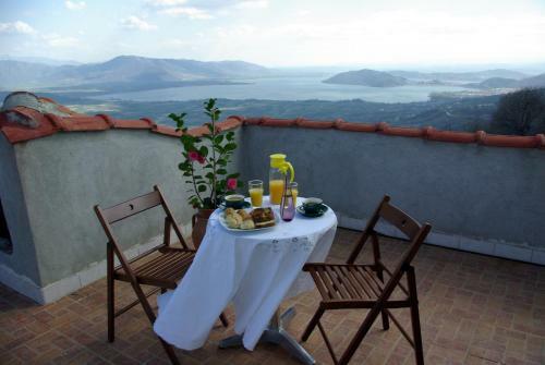 Hostal Petrino Pentolvio