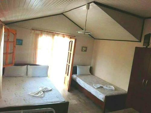 Hostal Skotina Rooms