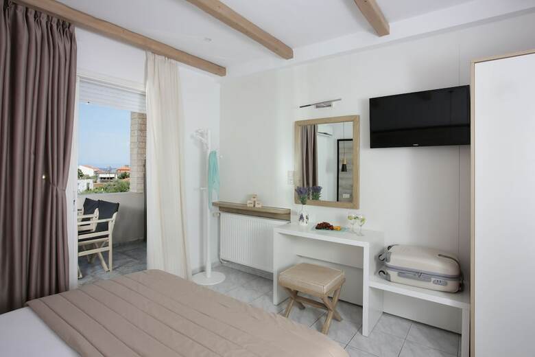 Aparthotel Studios Anny Family Hotel