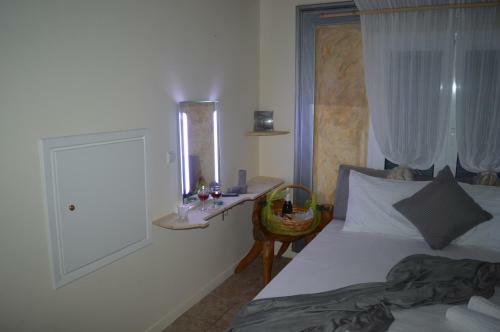 Villa Suites Lagonisi Luxury