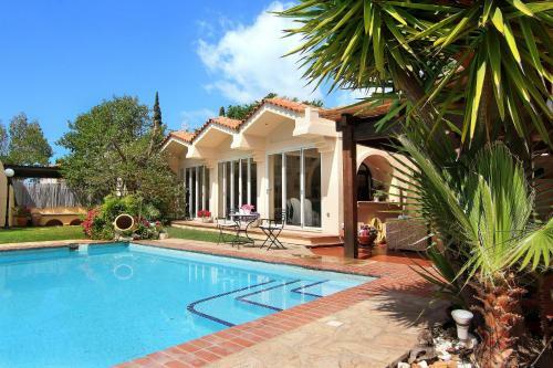 Villa Oasis Pool House