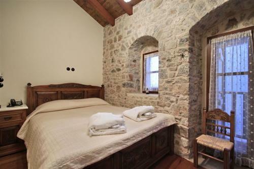 Hostal Petrinos Pyrgos
