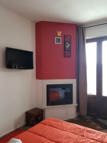 Petra & Elato Art Hotel