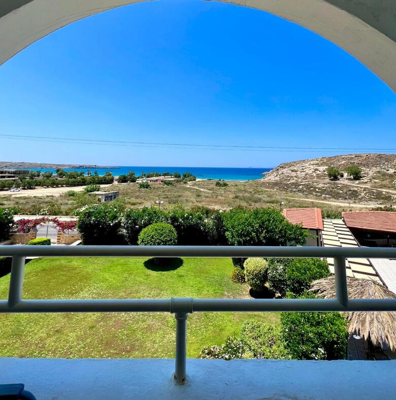 Karteros Hotel