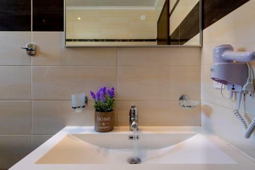 Akis Studios And Apartments