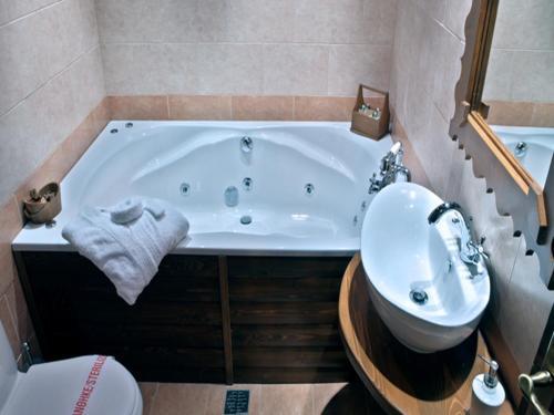 Apartamento Feggarognemata Suites