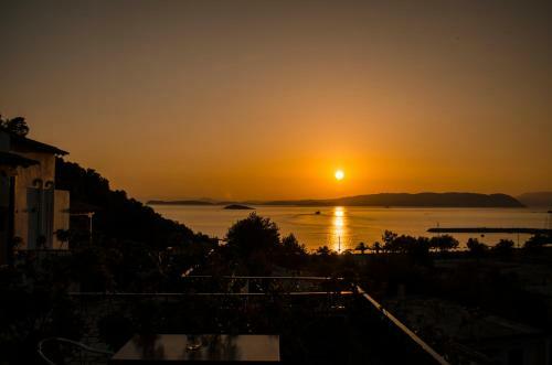 Aparthotel Hovolo Hotel Apartments