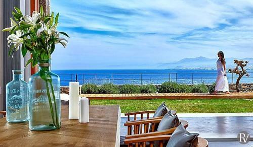 Thiseas Villa Sleeps 6 Pool Air Con
