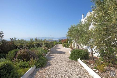 Skaloma Villa Sleeps 20 Pool Air Con