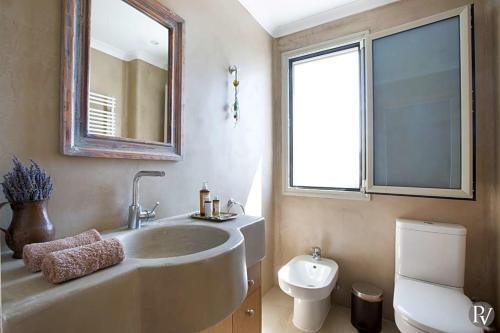 Skaloma Villa Sleeps 20 Pool Air Con