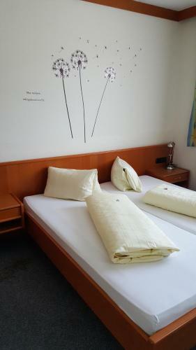 Hostal Gastehaus Melcher