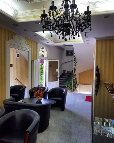 Hostal Hotel Bob