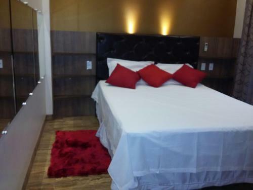 Dominique Hotel