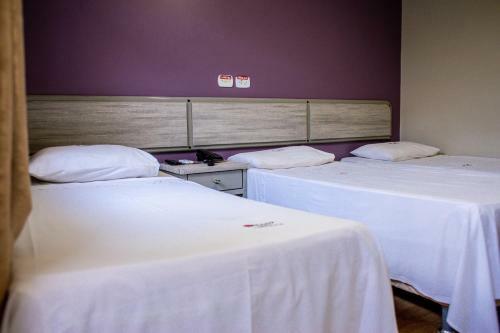 Ozaki's Hotel
