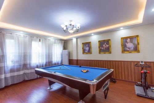 Slow Lady Cheng Lake Vacation Villa