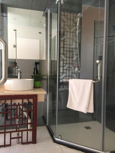 Guilin Twelve Beach Holiday Hotel
