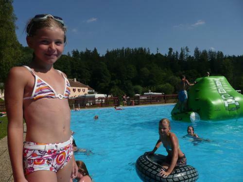 Apartamentos Camping Letn� Den