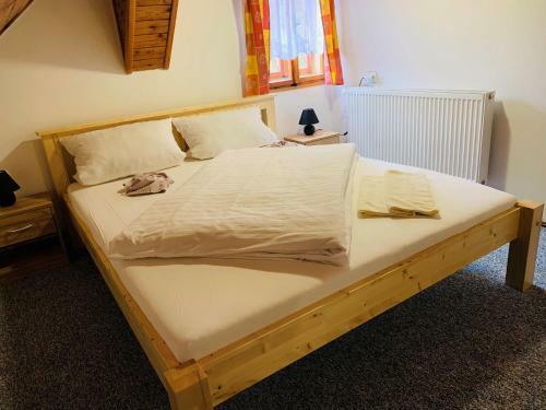 Hostal Pension Pod Ka?tany Srbsk� Kamenice