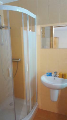 Hostal Pension Pod Ka?tany Srbsk� Kamenice