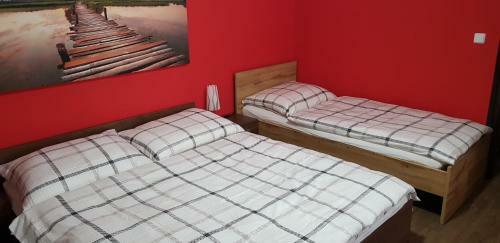 Lodge Chata Na Kov�rn?