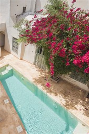 Hotel Caravan Serai