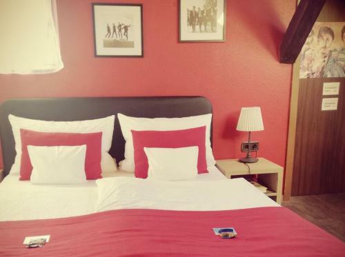 Henblas Hotel