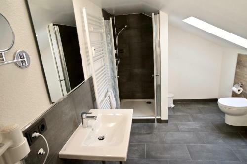 Bahnhof-erzingen, Hotel, Coffee & More