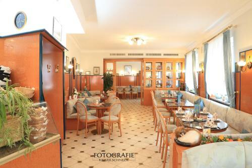 Hostal Cafe Am Donautor