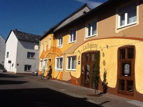 Hotel Pastis By Relax Inn