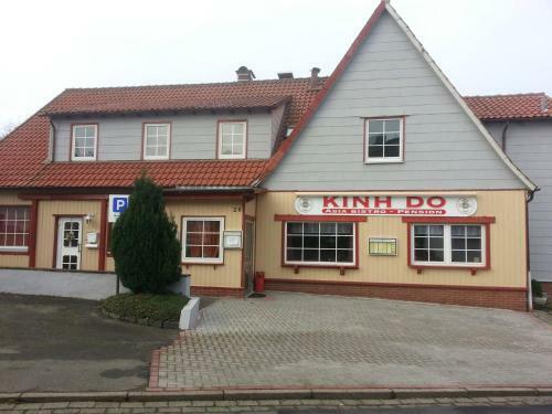 Hostal Asia Bistro Kinh Do - Pension