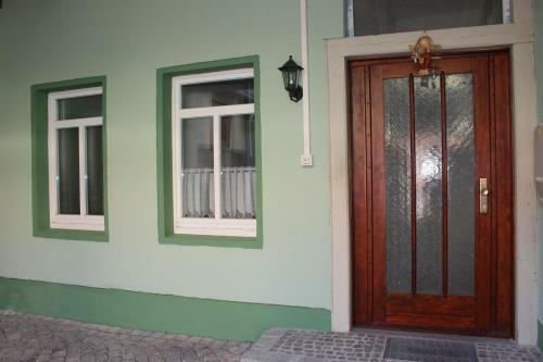 Hostal Pension Holly
