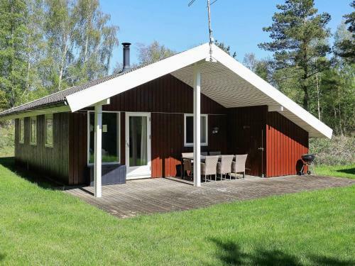 Holiday Home L�s� XVI