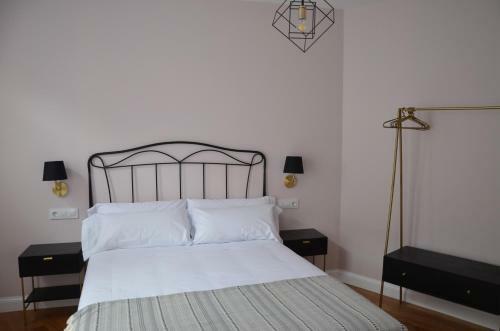 Hostal A Casa Dos Nores Charming House