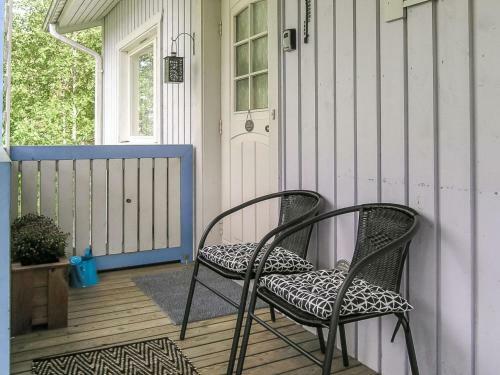 Holiday Home Hiukanhelmi