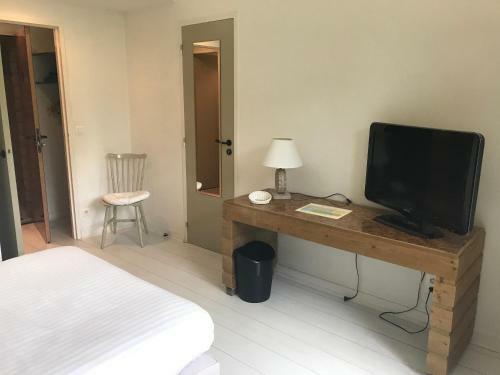 Hotel Le Vieux Logis De Clam