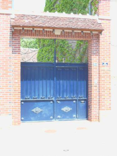 Les Bains Bed & Breakfast
